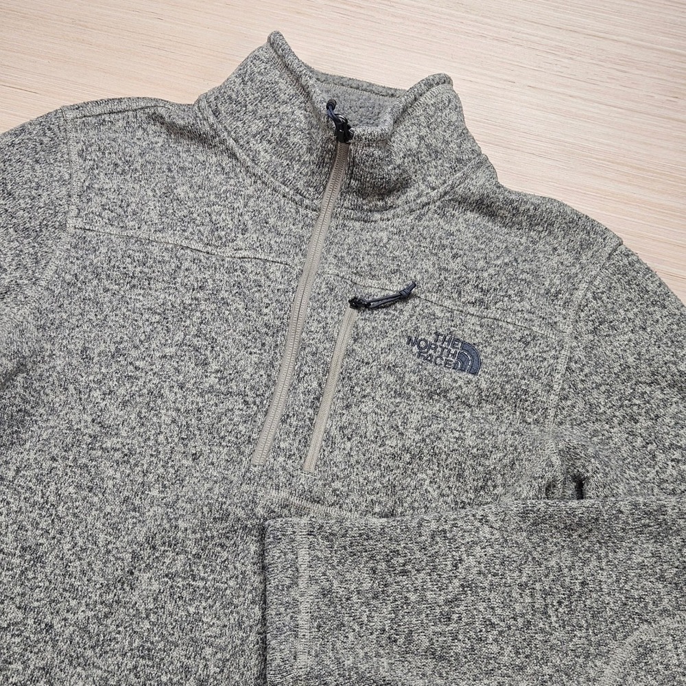 The North Face Gordon Lyons Quarter Zip Pullover Men M Gray Brown Sweater
